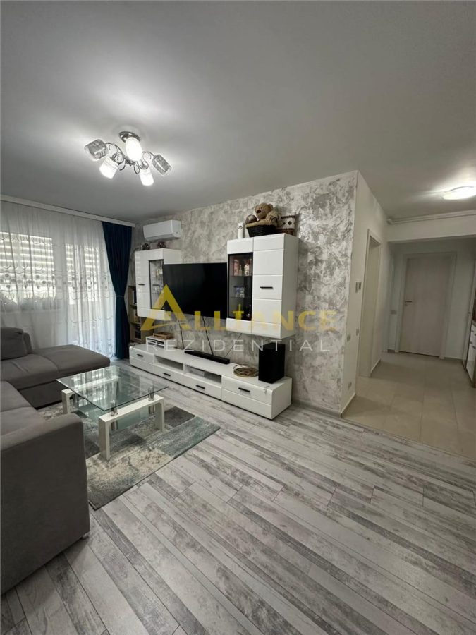 Apartament 2 camere + parcare * Metrou BERCENI - foto 2