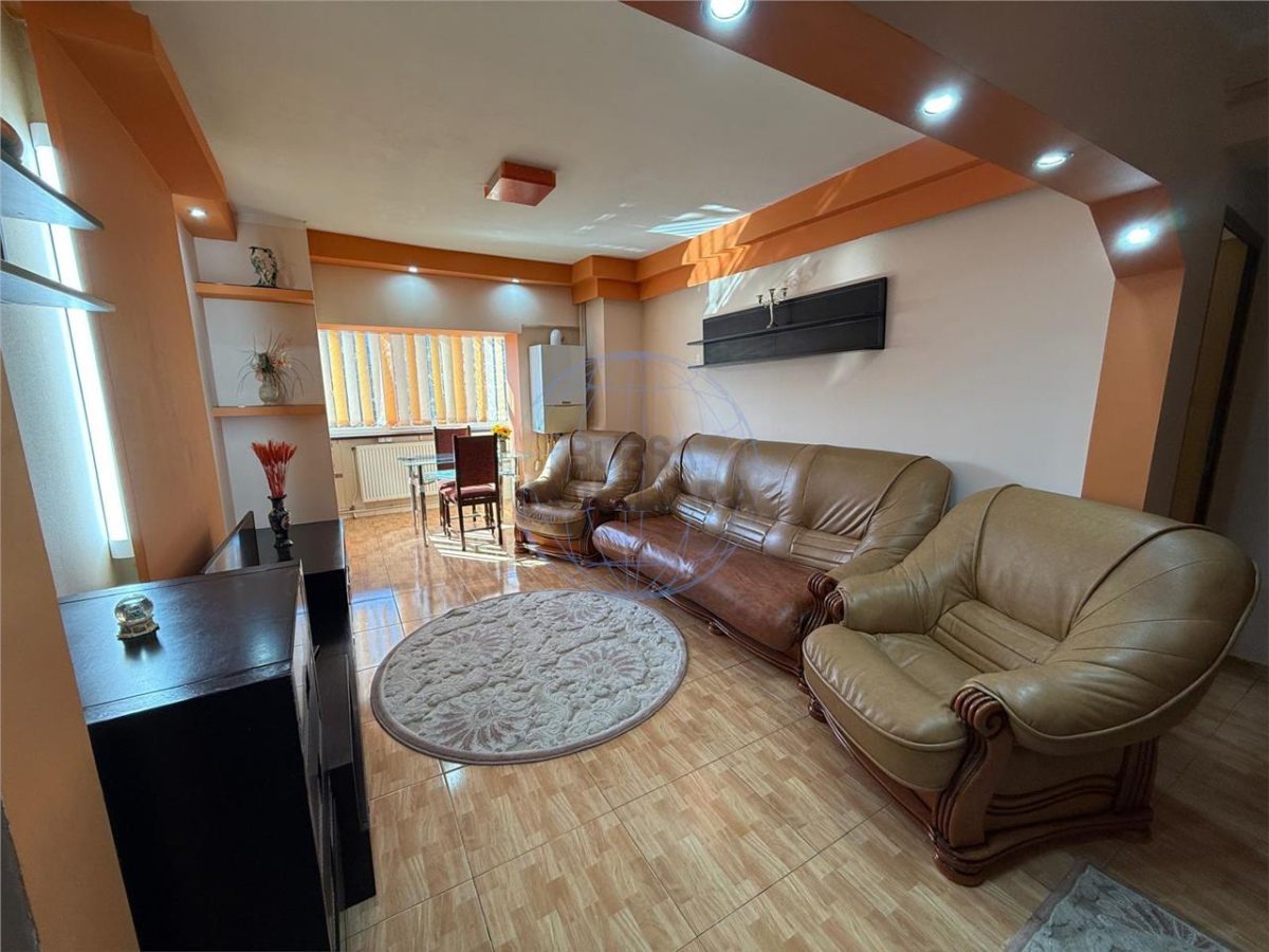 APARTAMENT 3 CAMERE, ETAJ 1, ZONA FINANTE - 