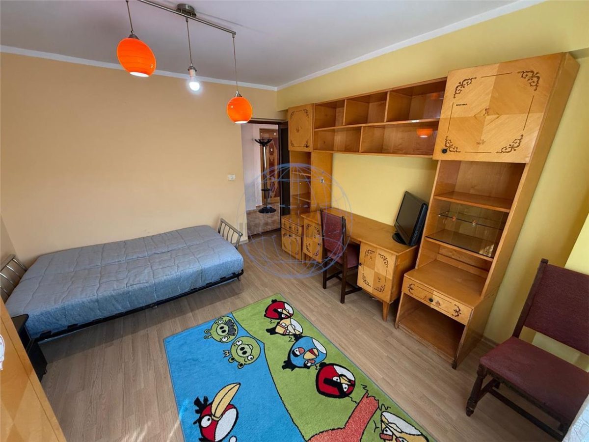 APARTAMENT 3 CAMERE, ETAJ 1, ZONA FINANTE - foto 11