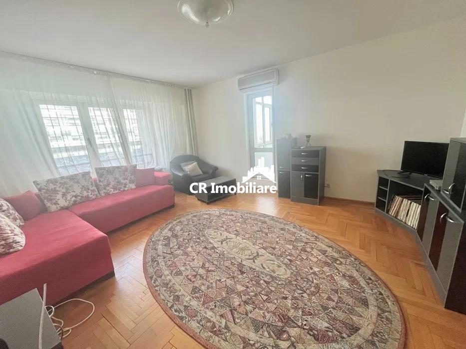 Vanzare apartament 4 camere Piata Victoriei-Guvern - 