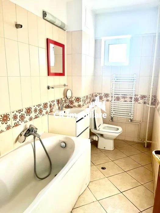 Vanzare apartament 4 camere Piata Victoriei-Guvern - foto 3