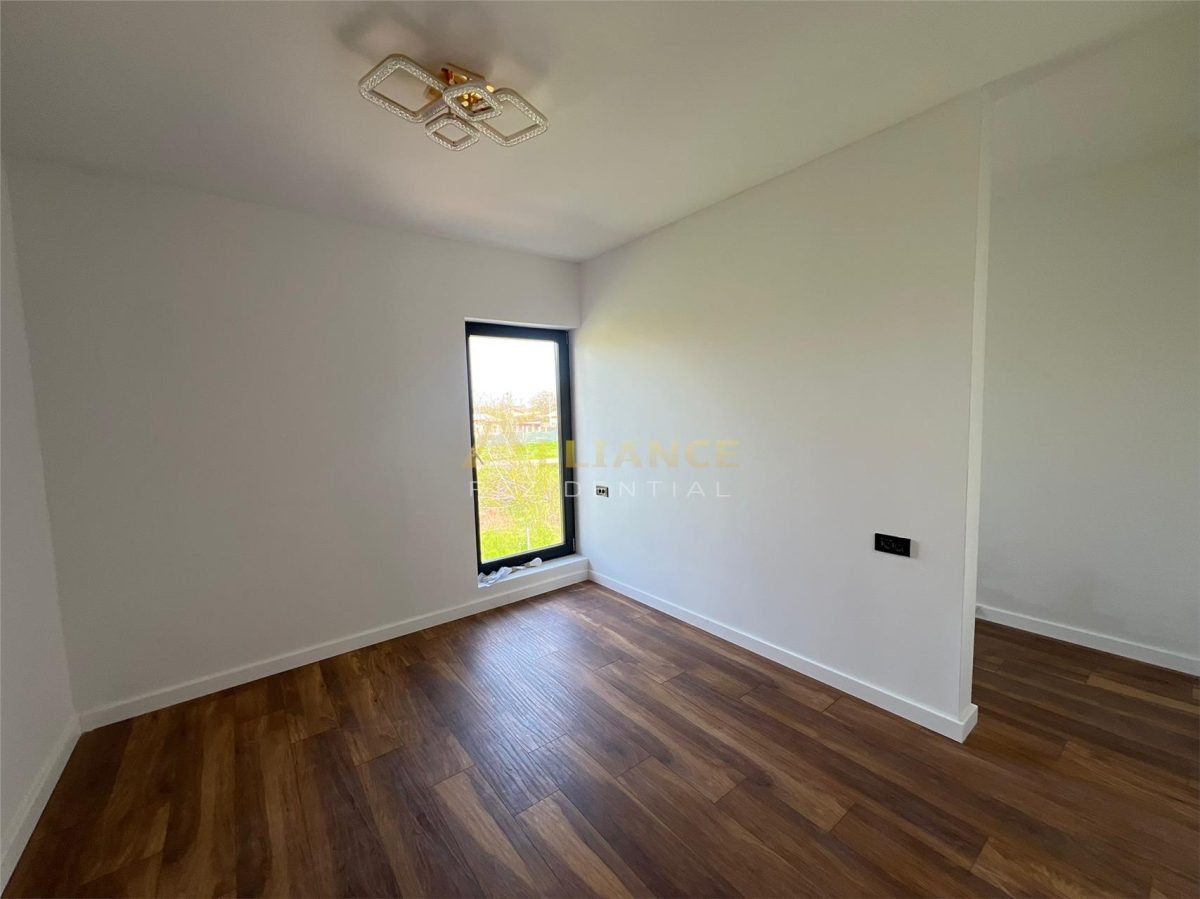 Vila Individuala  - 4 camere - 3 bai-teren -320-600 M de STV - foto 11