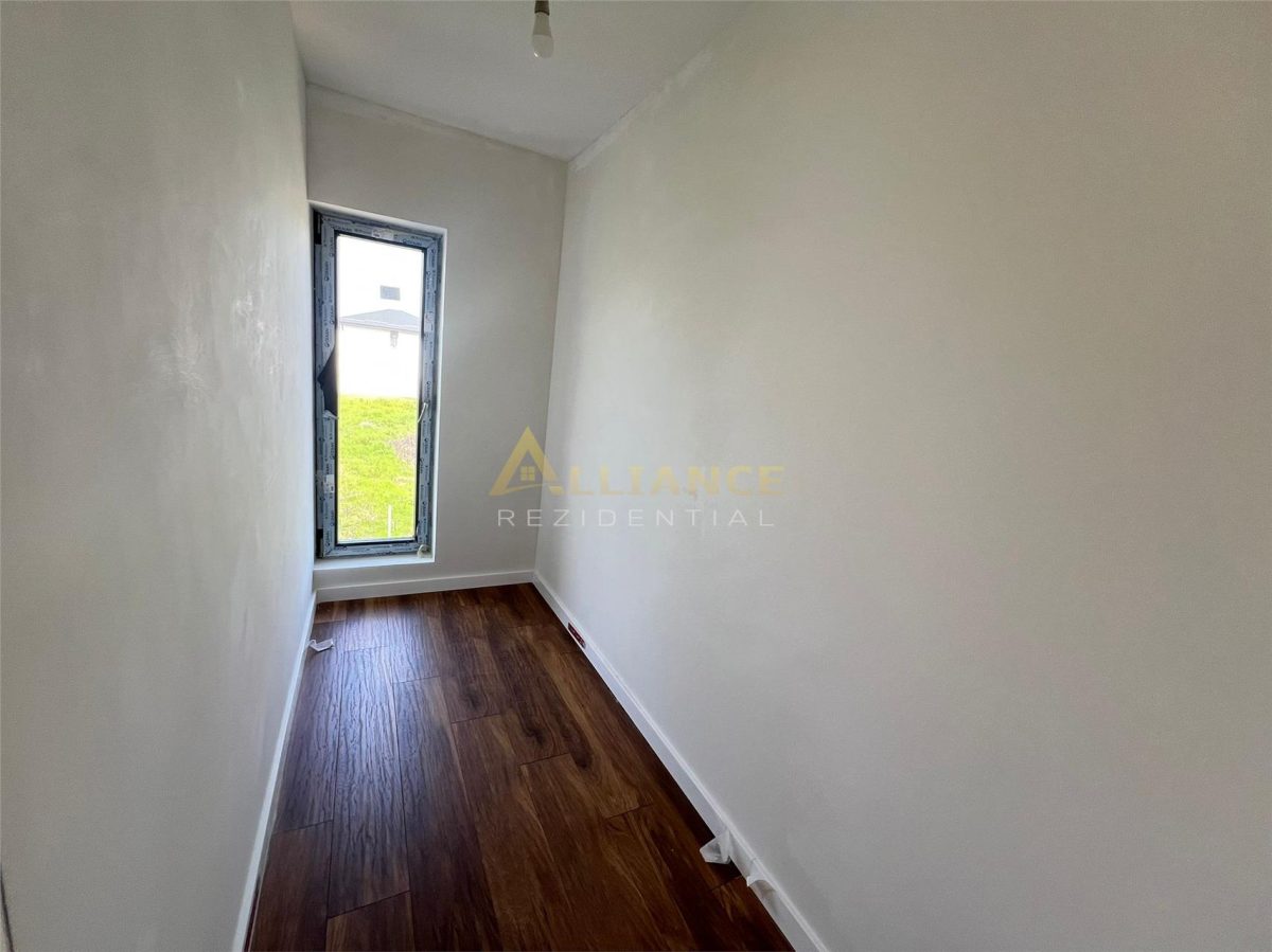 Vila Individuala  - 4 camere - 3 bai-teren -320-600 M de STV - foto 12