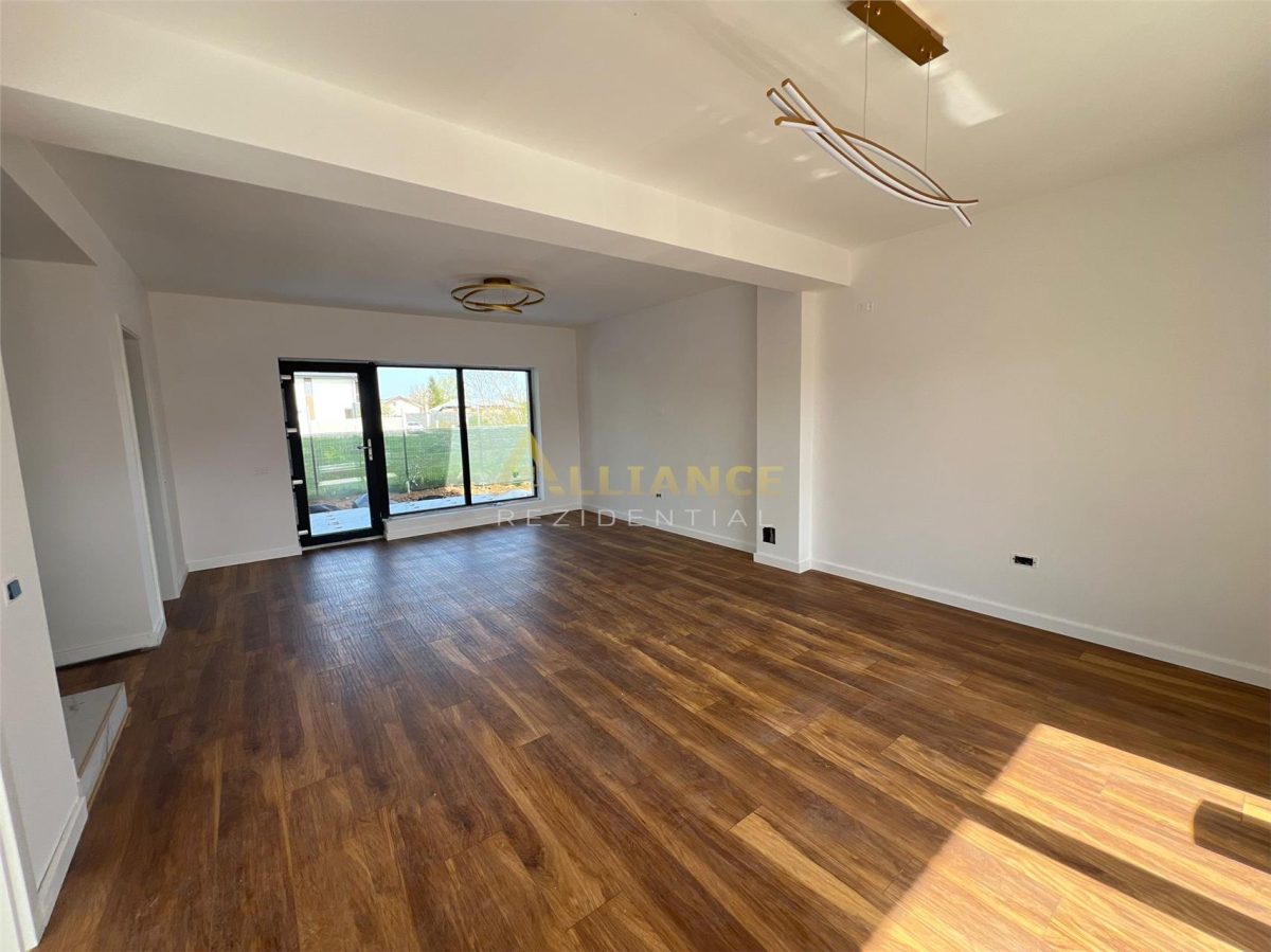 Vila Individuala  - 4 camere - 3 bai-teren -320-600 M de STV - foto 7