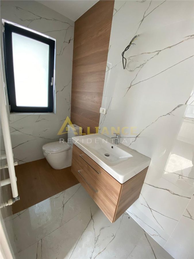 Casa Tip Duplex - 5 camere 4 bai - Mutare Imediata - - foto 12