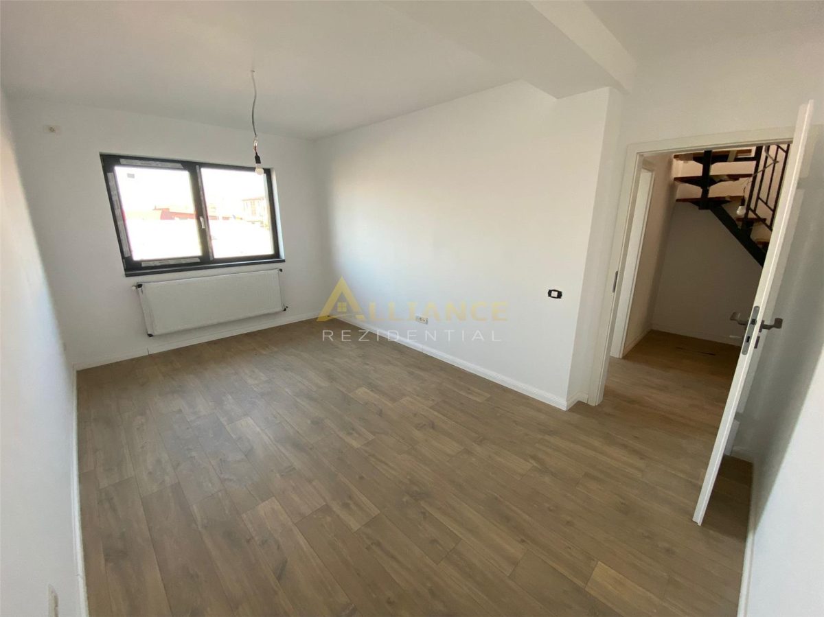 Casa Tip Duplex - 5 camere 4 bai - Mutare Imediata - - foto 16