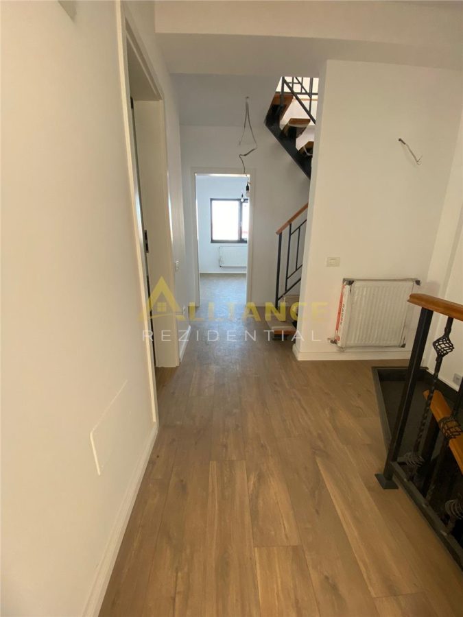 Casa Tip Duplex - 5 camere 4 bai - Mutare Imediata - - foto 9