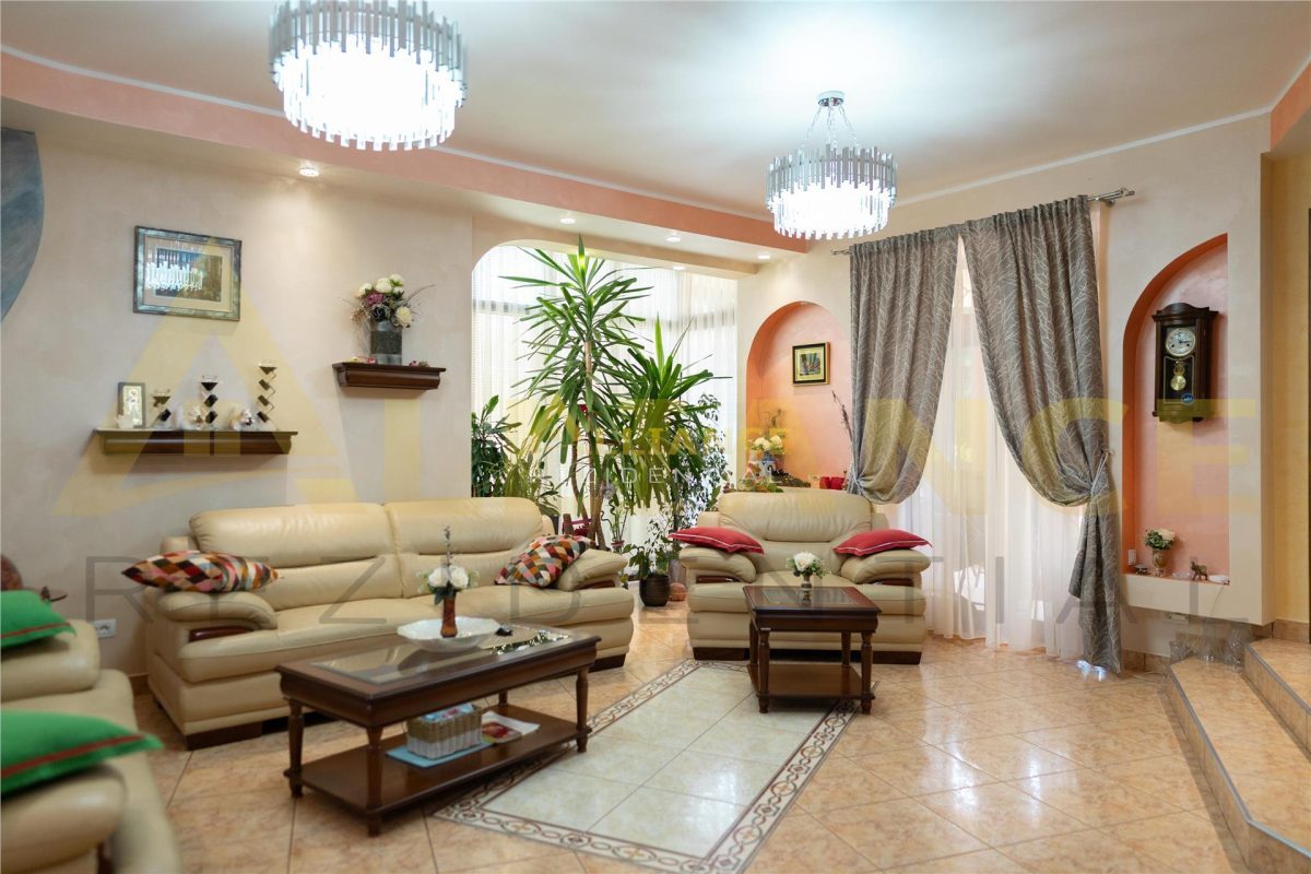 Casa Individuala - 766mp - Piscina si foisor- 7 camere 7 bai - foto 8