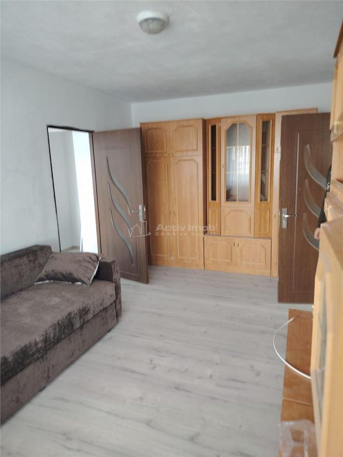 Apartament recent renovat 2 camere de inchiriat â€“ zona   Pavcom - 