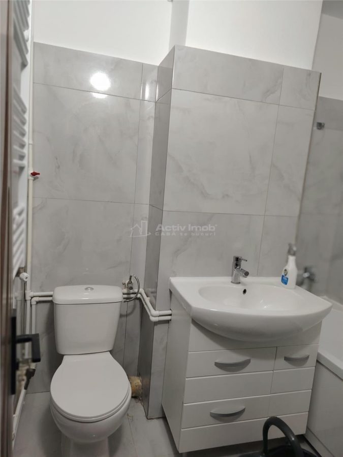 Apartament recent renovat 2 camere de inchiriat â€“ zona   Pavcom - foto 3