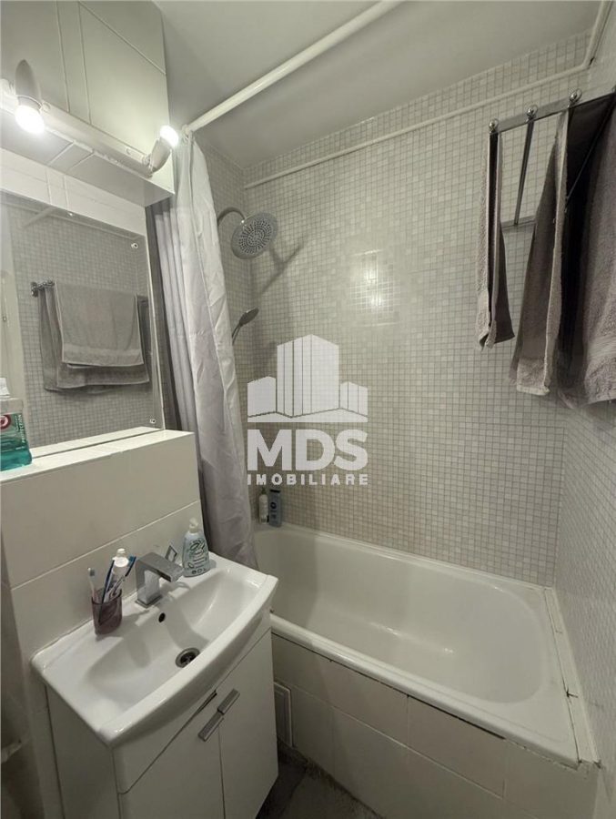 2 camere decomandat, mobilat - foto 4