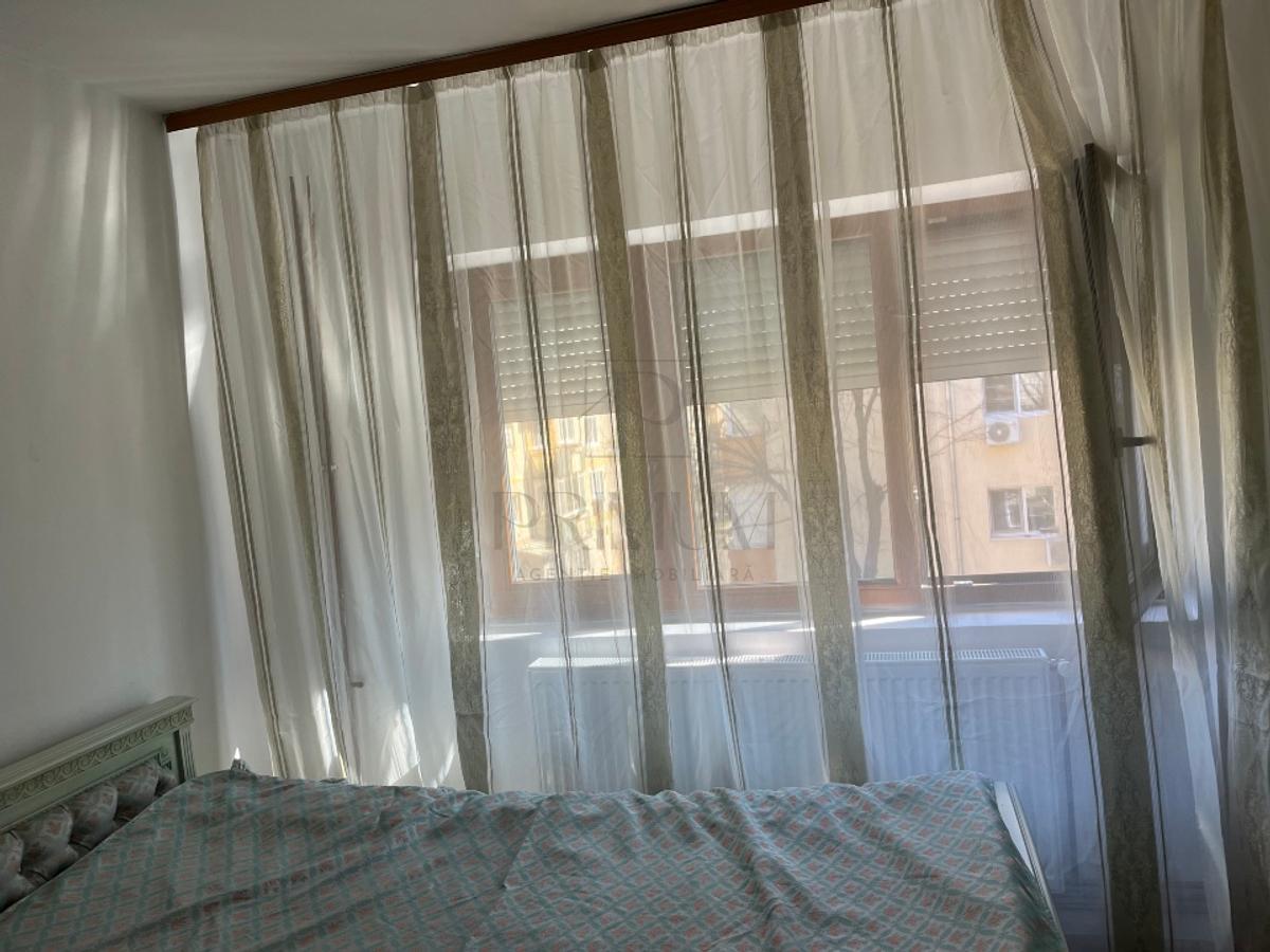 SOARELUI - 3 CAMERE - 2 BAI - CENTRALA  PROPRIE - CLIMA - ETAJ 2 - foto 5