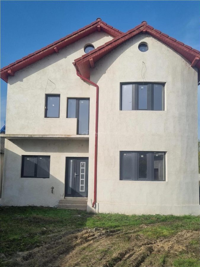 Casa Vila P+1 in Poroschia langa Restaurant IZABELL - foto 3