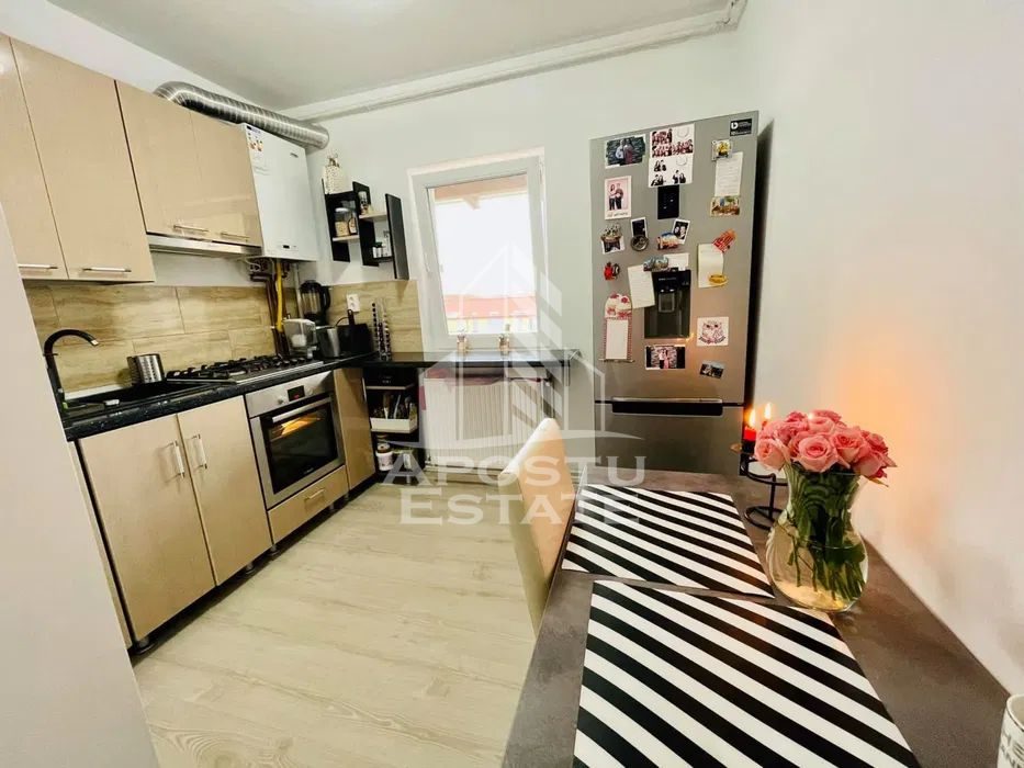 Apartament cu 3 camere, 2 bai, Timisoara, zona Lipovei, Centrala - foto 4