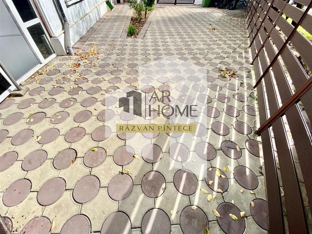 Spatiu comercial 100 mp cu terasa 100 mp, zona ultracentrala, Ploiesti - foto 11