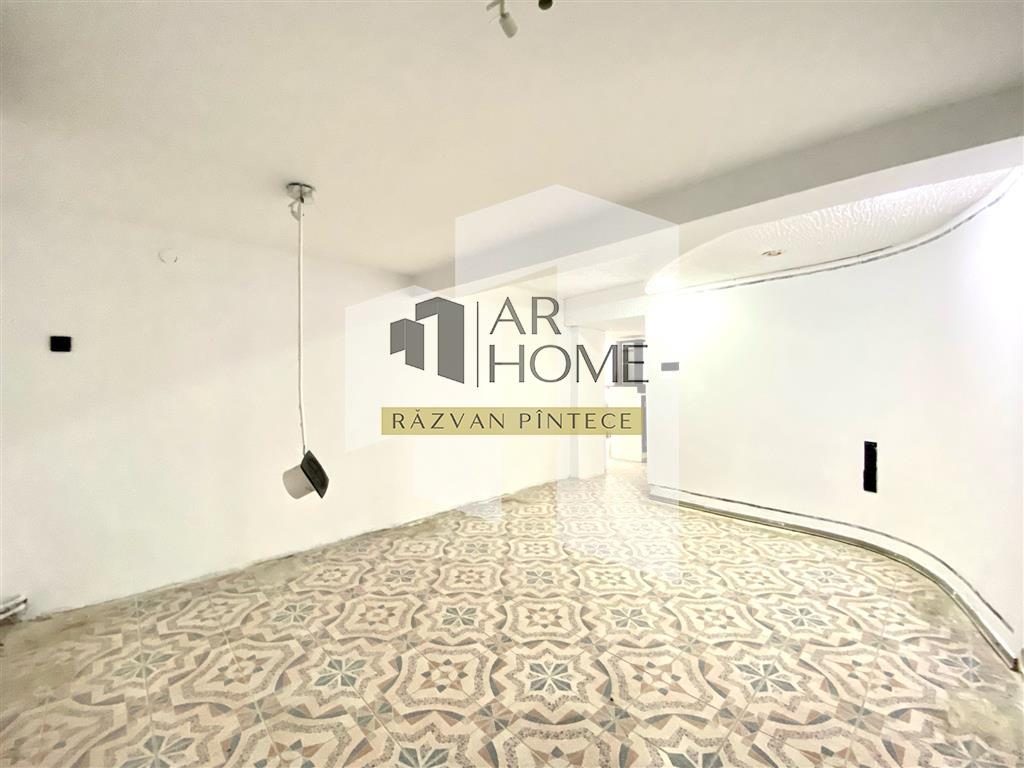 Spatiu comercial 100 mp cu terasa 100 mp, zona ultracentrala, Ploiesti - foto 8