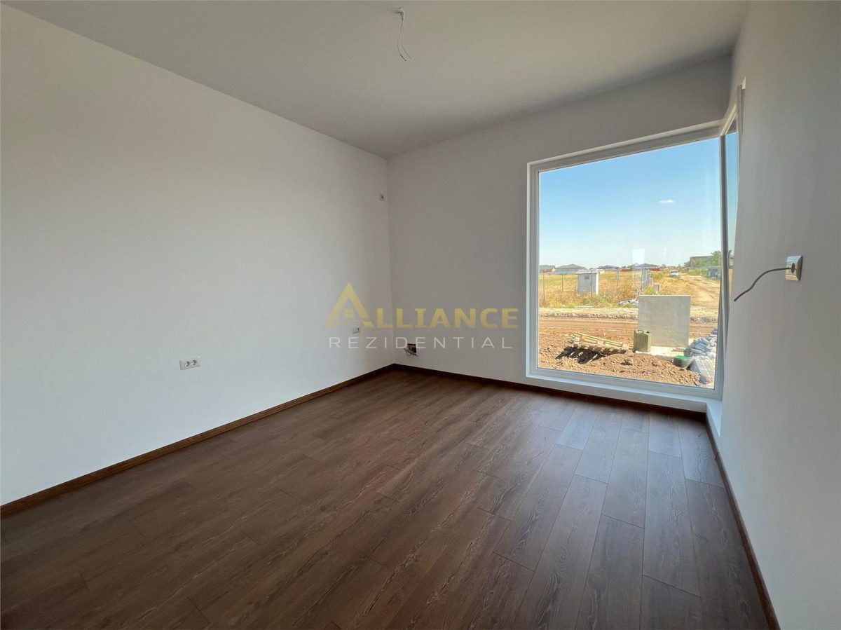 Casa individuala - 4 camere  - 2 bai - in ansamblu rezidential-str asfaltata - foto 5