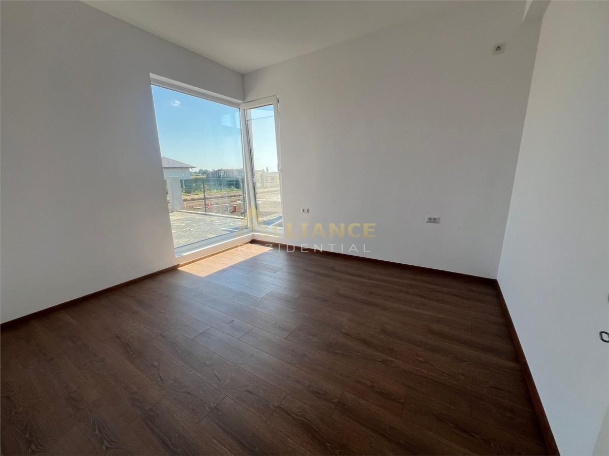 Casa individuala - 4 camere  - 2 bai - in ansamblu rezidential-str asfaltata - foto 9