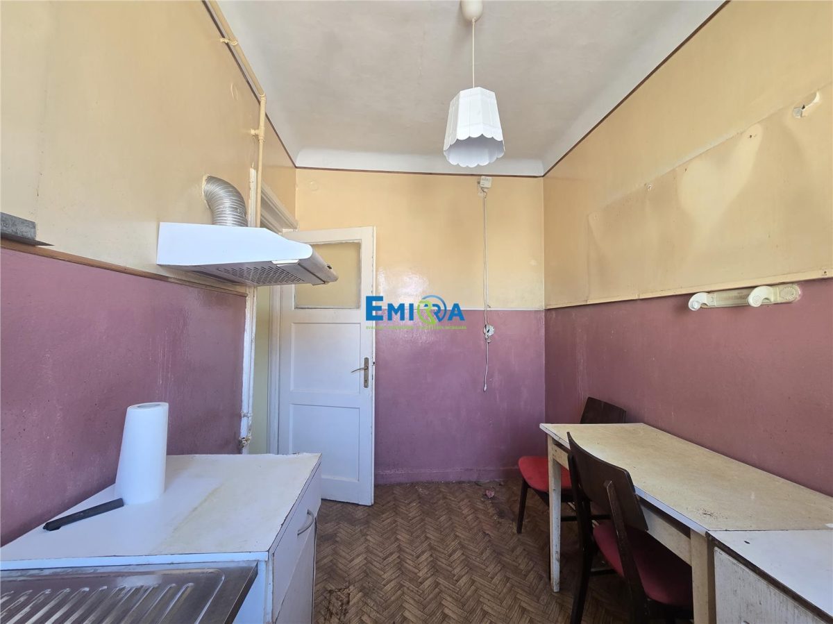 Apartament de vanzare ultracentral Bacau, etaj 1, pozitie premium - foto 8