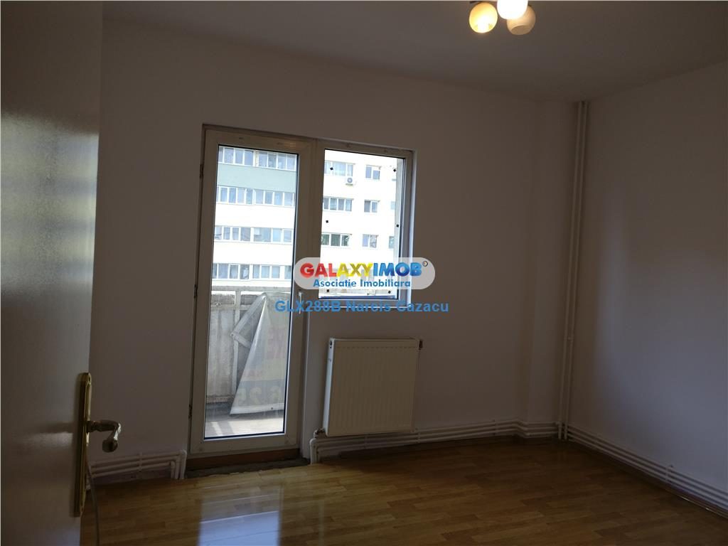 Pantelimon Vanzare apartament 4 camere ,centrala, bloc din 1981 - 