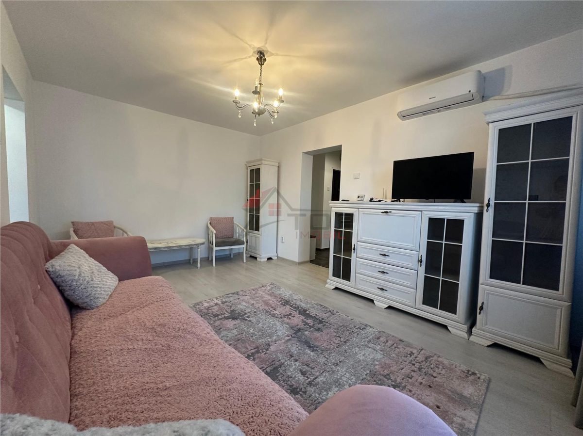 Inchiriere  Apartament cu 2 camere Podu Ros - foto 12