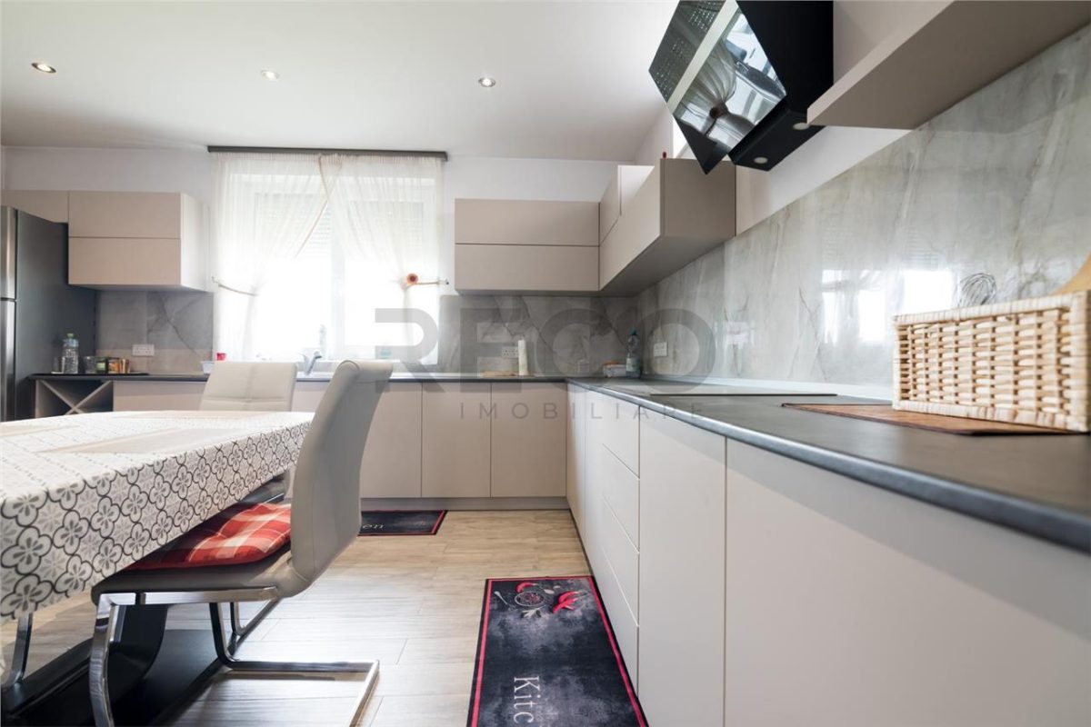 RECO Casa moderna in Sanmartin  zona Beverly Hills - foto 11