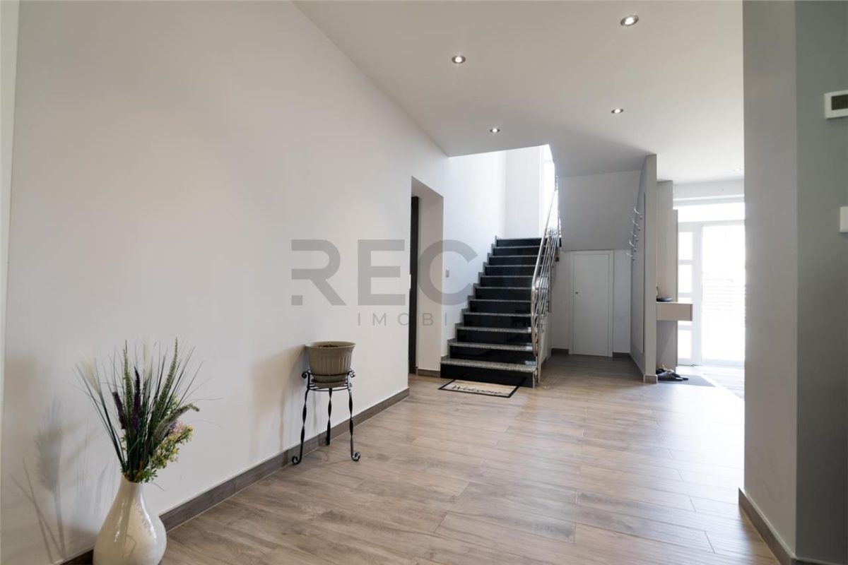 RECO Casa moderna in Sanmartin  zona Beverly Hills - foto 17