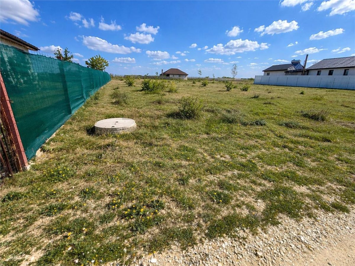 RECO Teren intravilan 500 mp de vanzare in Cheriu, Strada Noua, intre case, utilitati la strada - foto 2