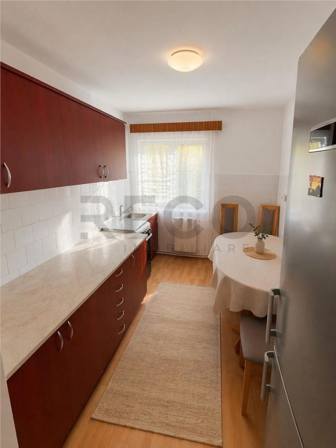 RECO Apartament 2 camere Rogerius, parter, complet mobilat si utilat - foto 3