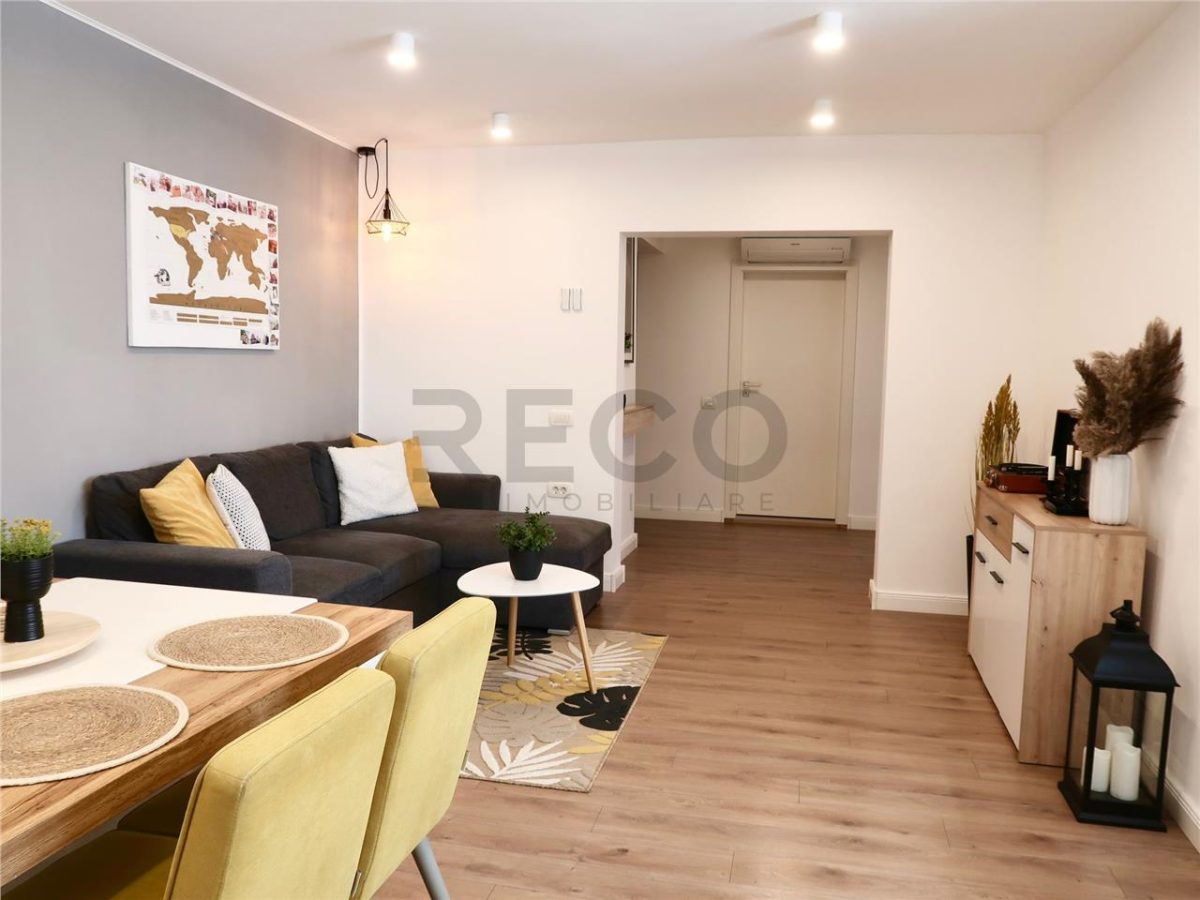 Apartament modern pe Sovata cu balcon spre Cris - 