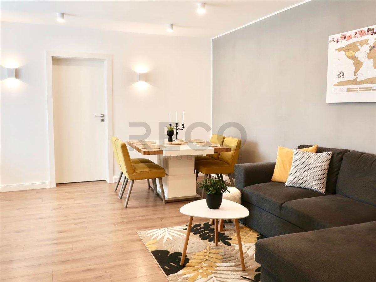 Apartament modern pe Sovata cu balcon spre Cris - foto 2