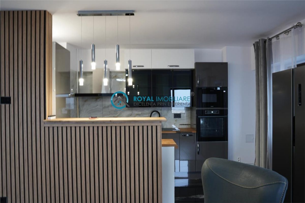Royal Imobiliare - Vanzare apartament 3 camere zona Ultracentral - foto 8