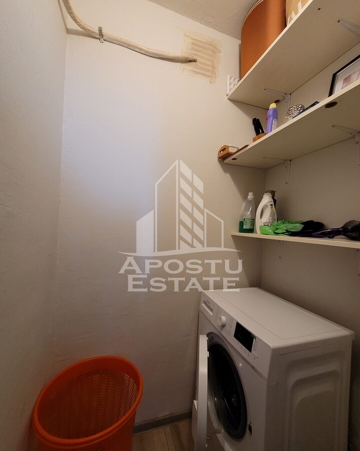 Casa individuala de vanzare, cu 4 camere si 2 garaje, zona Lipovei - foto 21