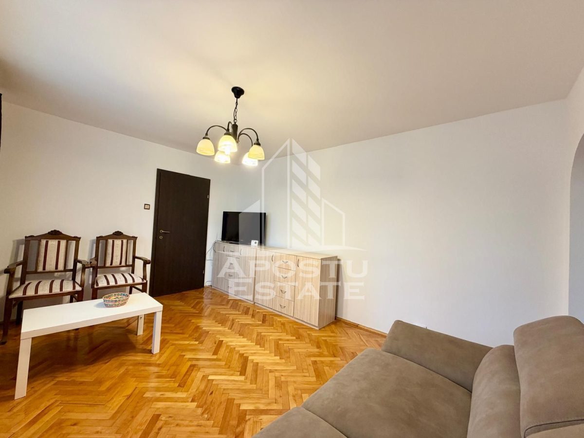 Apartament 3 camere de vanzare, zona Circumvalatiunii, Timisoara - 