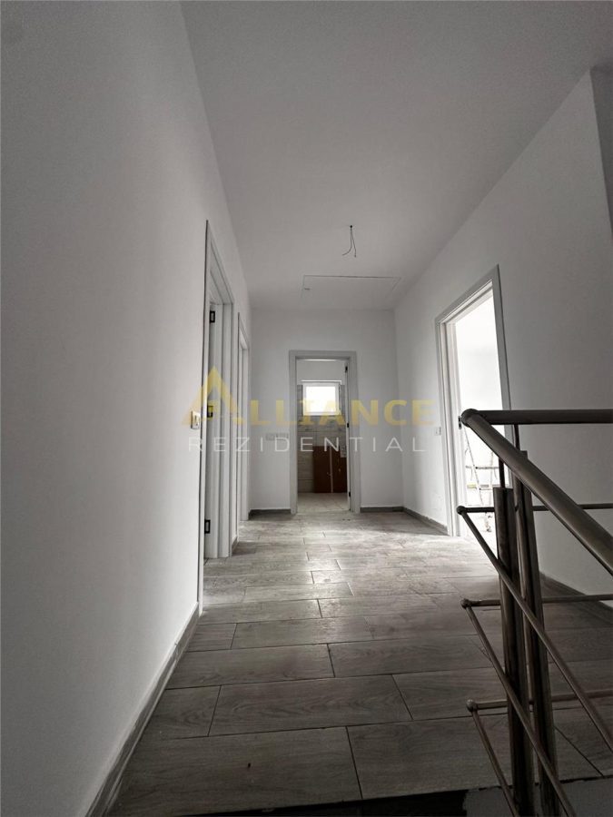 Vila tip Duplex la un pret foarte bun - foto 4