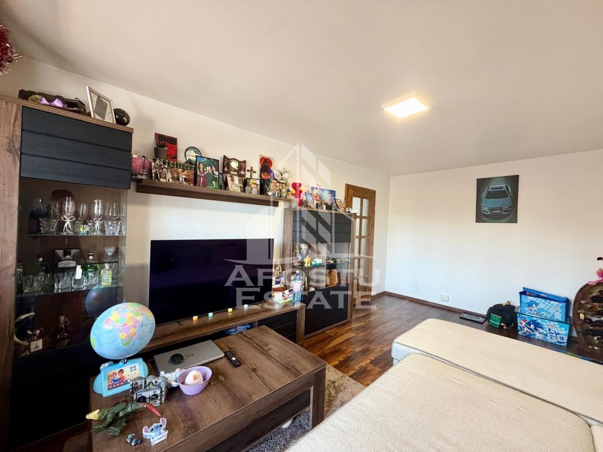 Apartament 3 camere de vanzare, Boxa, Zona Lipovei, Timisoara - 