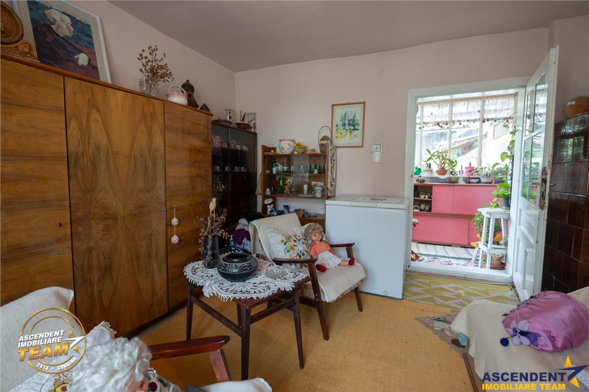 Casa traditionala, cu teren pretios de 534 mp, Targu Secuiesc - foto 5