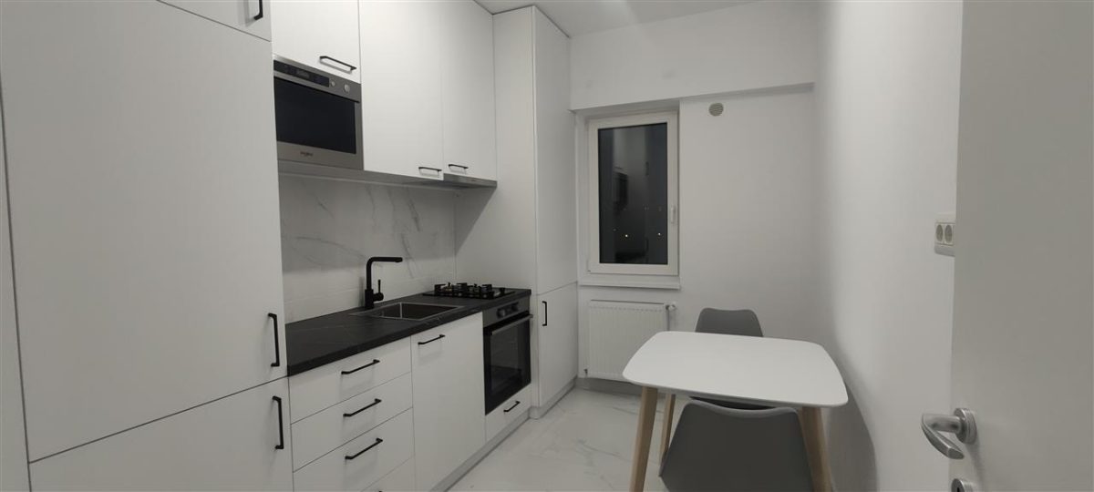 1 CAM CENTRU PALAS , PARCARE,PRIMA INCHIRIERE UNIREA TOWERS DEC - 430EUR - foto 15