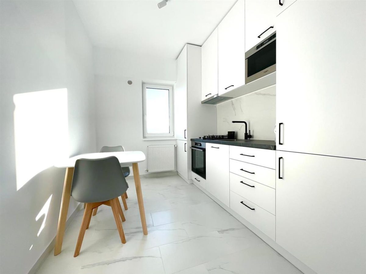 1 CAM  ,CENTRU, PARCARE,UNIREA TOWERS - foto 5