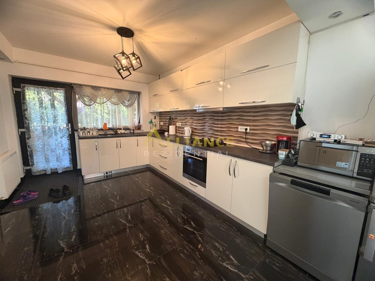 Casa mobilata si utilata- 4 camere - 2 bai - cartierul nou - foto 6