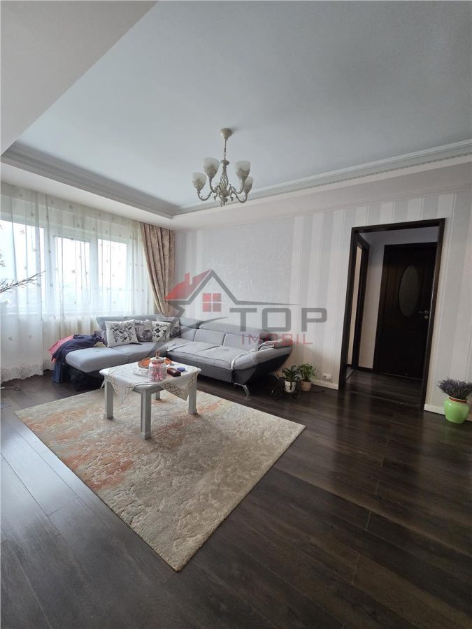 Mircea cel Batran - 3 camere decomandat 72mp, etaj intermediar - 