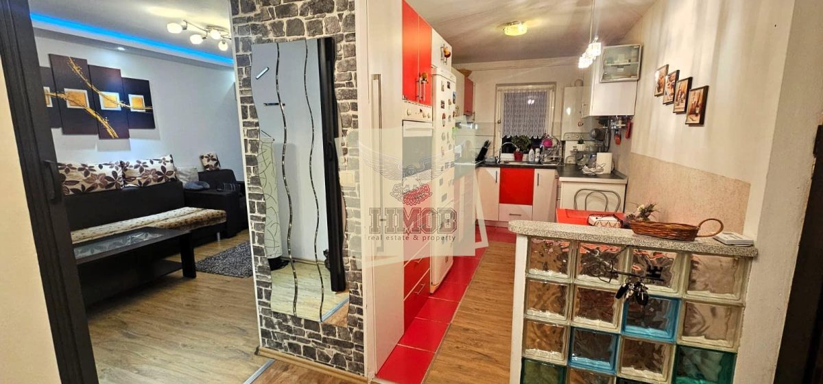 Apartament 3 camere decomandat 58mpu | 2 balcoane | Cisnadie - foto 3