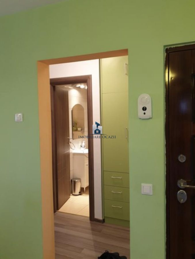 Inchiriere Apartament 3 Camere Semidecomandat Luica-Izvorul Oltului - foto 13