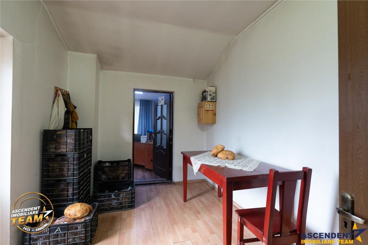 Spatiu comercial+afacere functionala: brutarie,rute de distributie,Ghelinta - foto 16