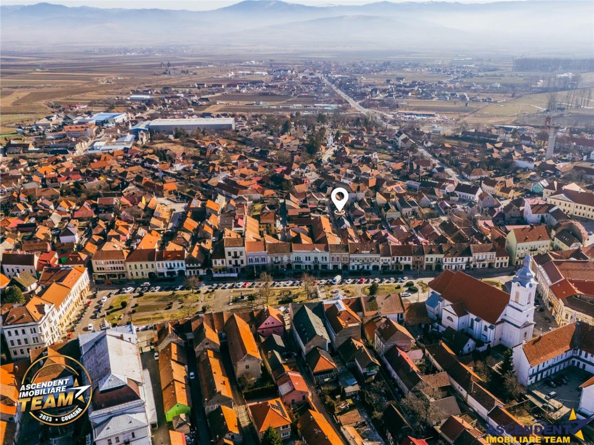 Accesibilitate si farmecul unei case cu garaj, locatie de referinta, Central, Targu Secuiesc - foto 7