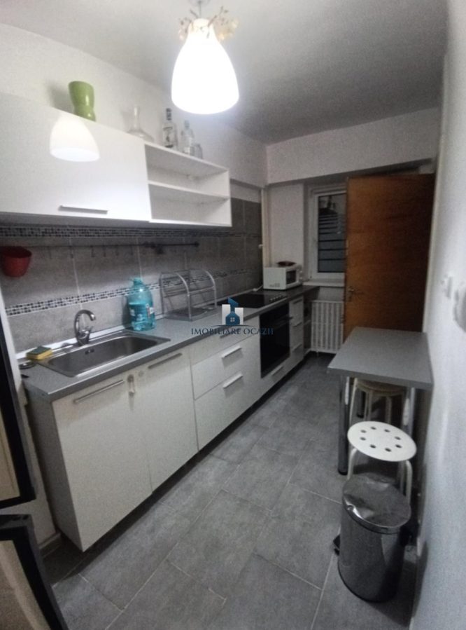 Inchiriere Apartament 3 Camere Decomandat Brancoveanu-Pomarla - foto 11