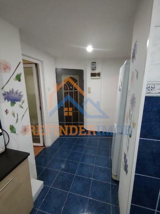 Apartament de vanzare cu 3 camere, zona Titan Auchan - foto 9