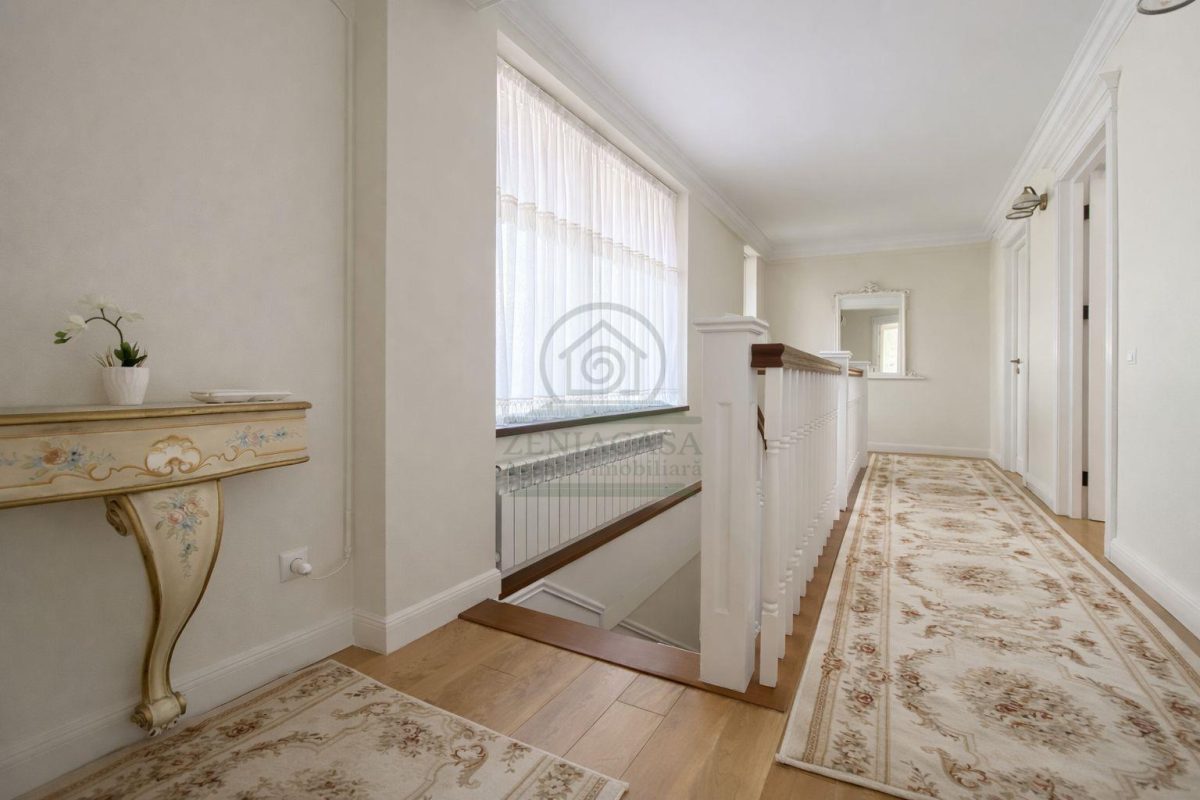 Apartament Centru Iasi pe doua nivele 120 mp + gradina 70 mp - foto 14