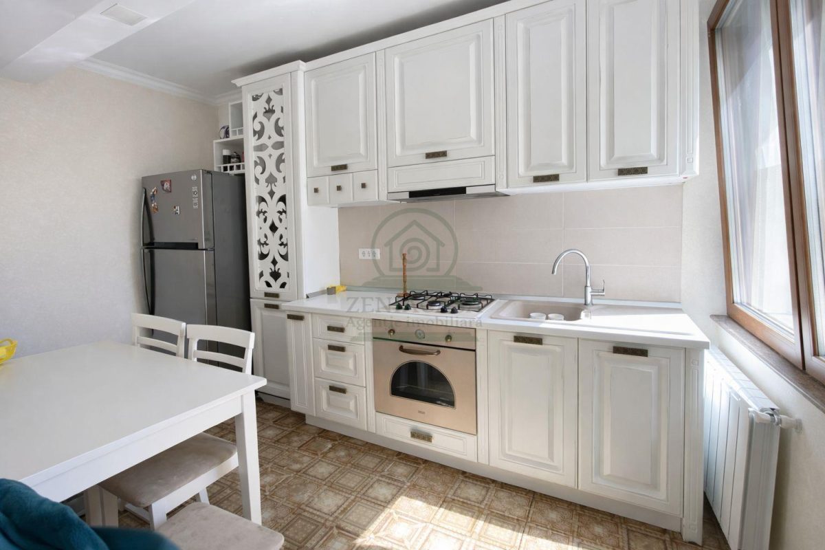 Apartament Centru Iasi pe doua nivele 120 mp + gradina 70 mp - foto 4