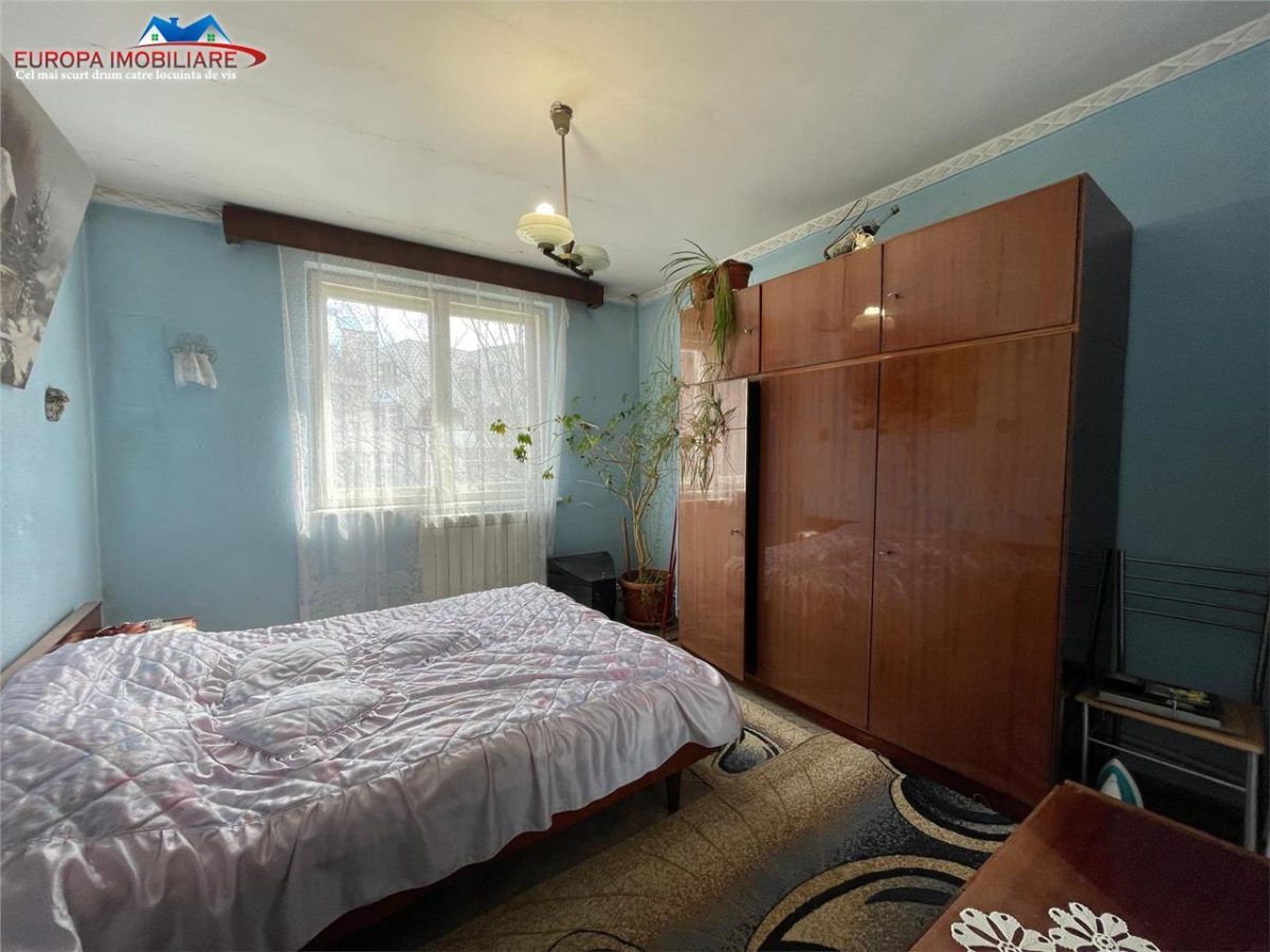 Apartament cu 2 camere de vanzare zona BIG Tulcea - foto 2